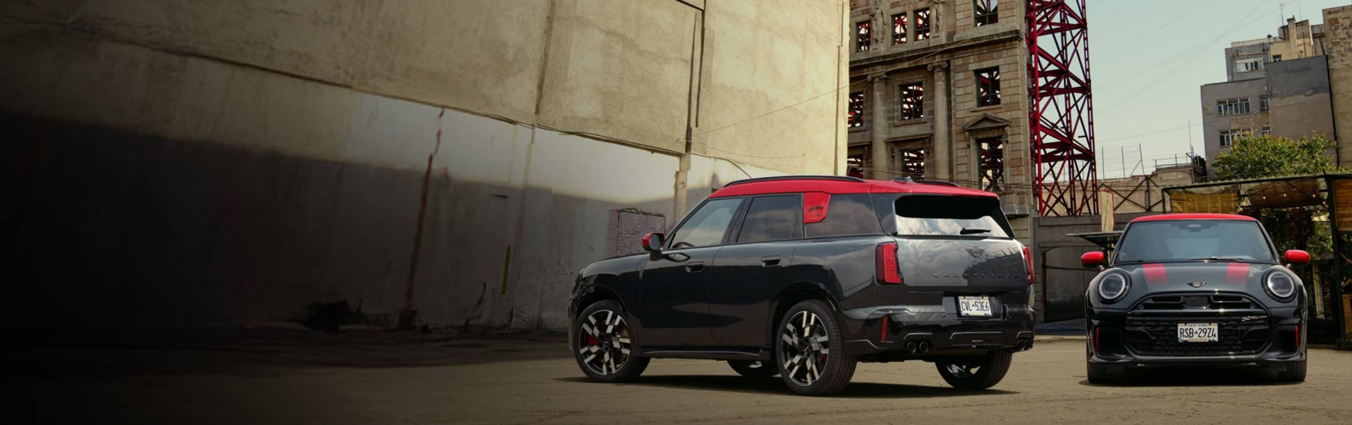 MINI JOHN COOPER WORKS.